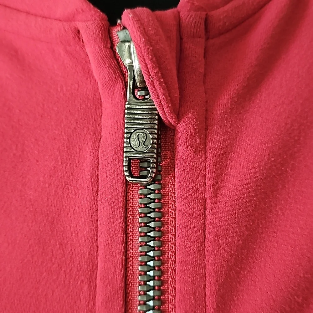 350. Lululemon The Ease Jacket - Picture 5 of 12